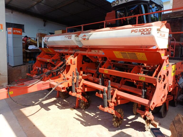 PLANTADEIRA KUHN 10 LINHAS